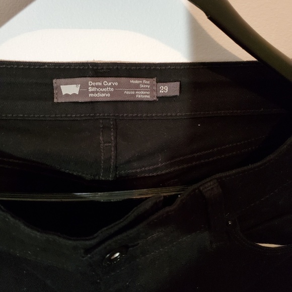 Levis jeans - Picture 3 of 3